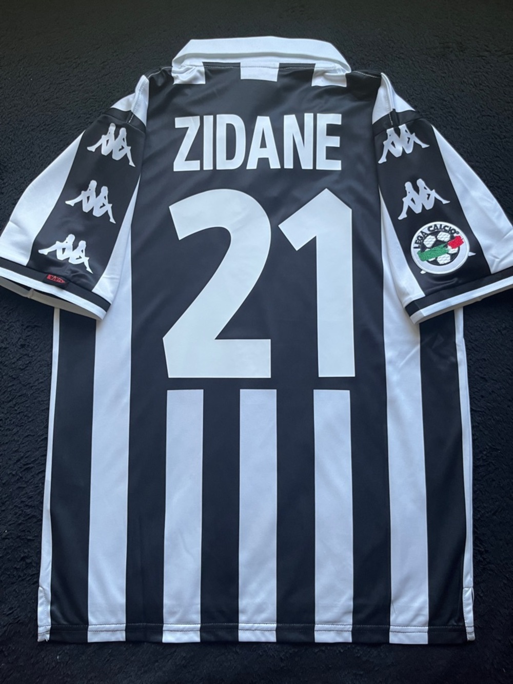 Zidane #21 Juventus Retro Soccer Jersey 1999/2000 Home